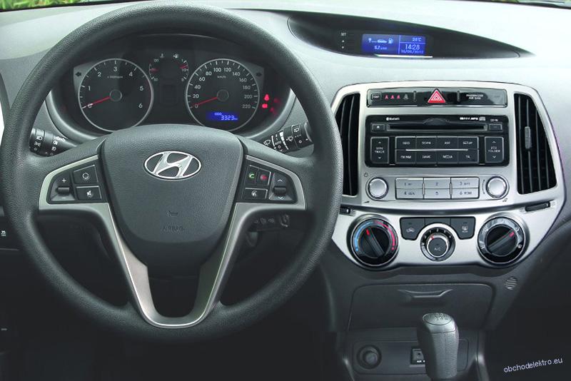 Rámeček autorádia Hyundai i20 (12->)