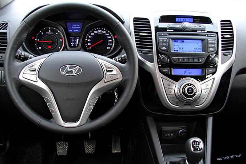 Adaptér 2DIN autorádia Hyundai ix20 aut.klima