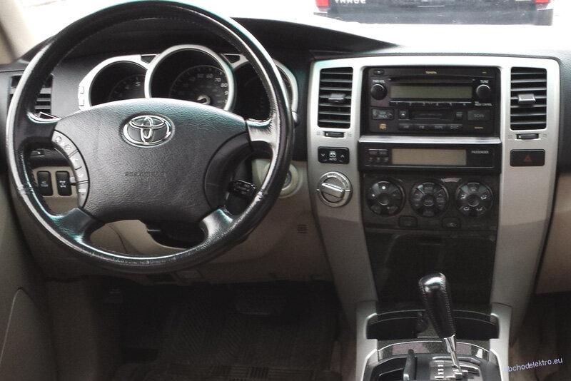 Rámeček 2DIN rádia TOYOTA 4Runner (2003-2009)