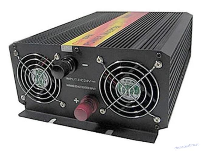 Měnič napětí CAR 12V/230V 2000W