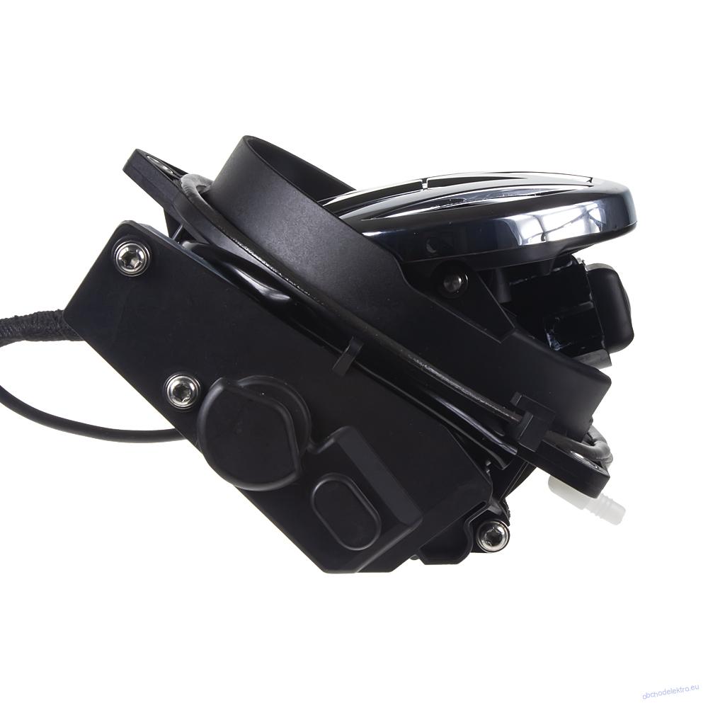 Kamera formát PAL/NTSC do vozu VW Golf V / VI / Passat CC / Sharan II v logu kufru