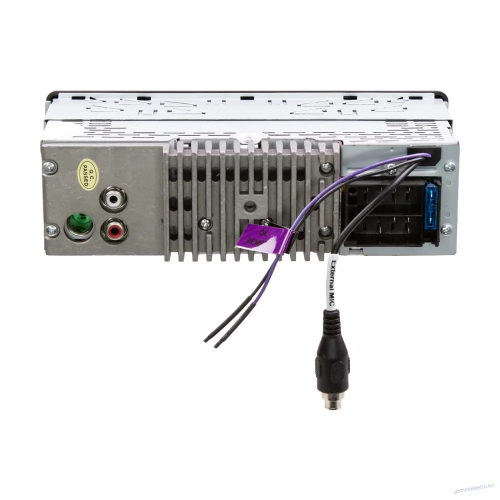 GRUNDIG autorádio bez mechaniky / Bluetooth / USB / SD / AUX /