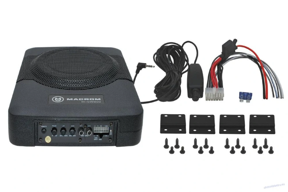 MACROM M-SW800 aktivní subwoofer 400W max.