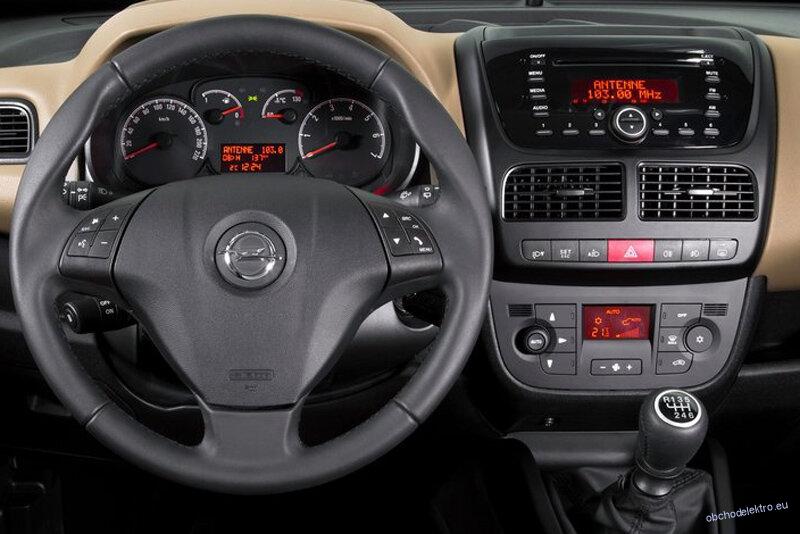 Rámeček autorádia 2DIN Fiat Doblo