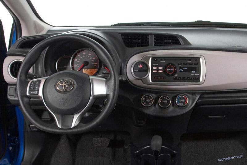 Adaptér 2DIN rádia TOYOTA Yaris (2014->) - černá barva