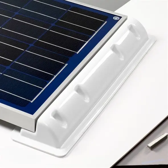 Sada držáků panelu pro obytný vůz či karavan 68cm